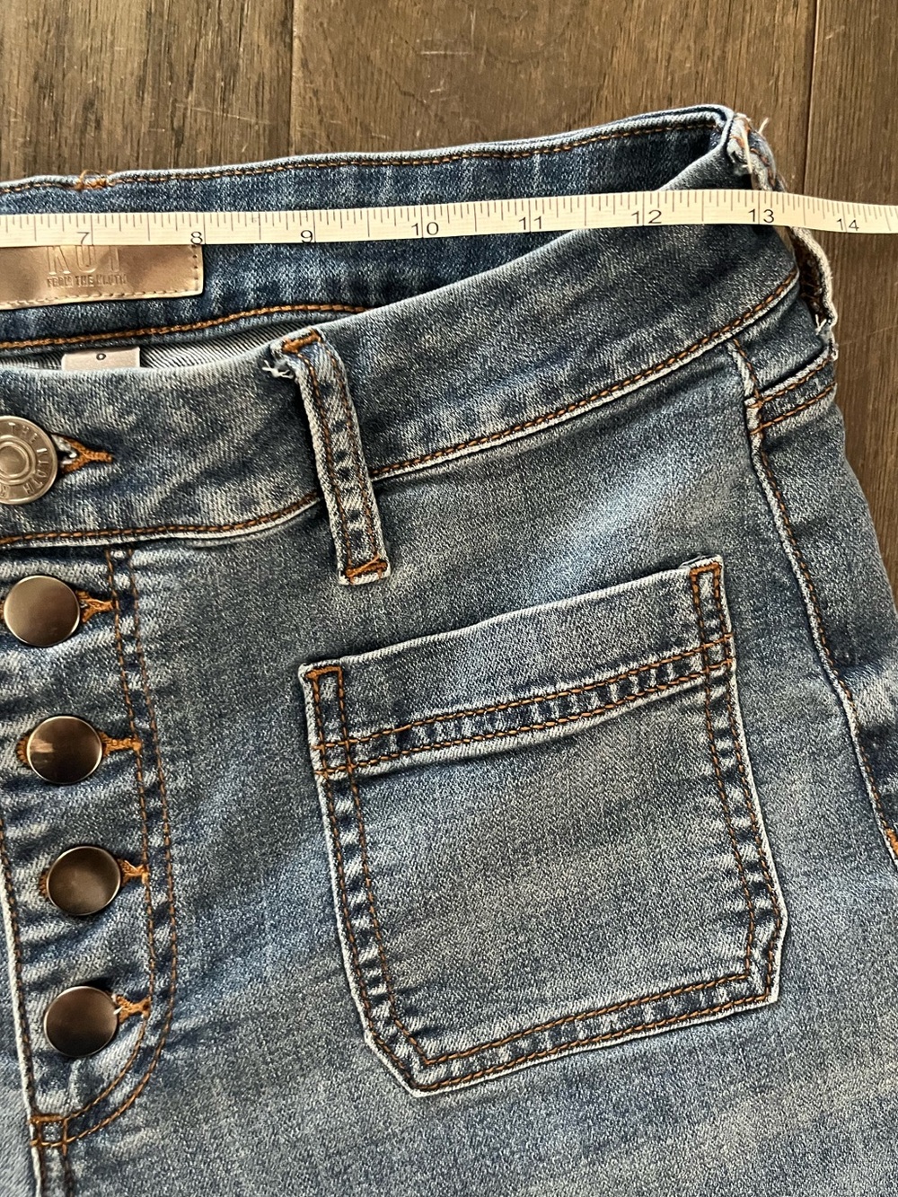 Kut from the Kloth Meg High Rise Wide Leg Jean | Size 6 - Picture 9 of 13